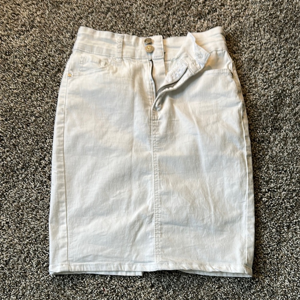 White Knee-Length Pencil Skirt with Tie Front